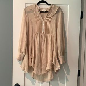 Entro brand blouse size medium